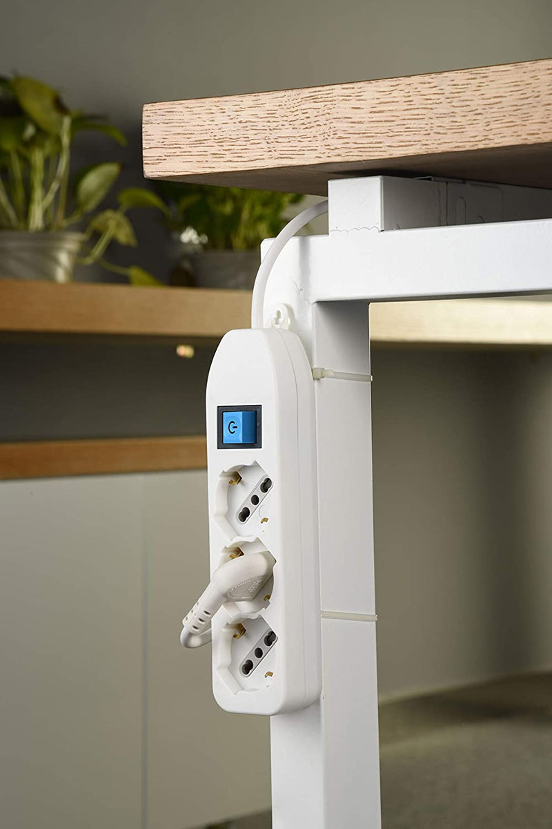 62068 Multipresa Tripla 3 Posti Polivalenti (Schuko + 10/16A) Con Interruttore-Cavo 1,5 M Bianco